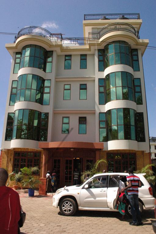 ארושה Grace Land Hotel מראה חיצוני תמונה