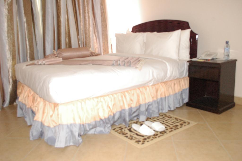 ארושה Grace Land Hotel חדר תמונה