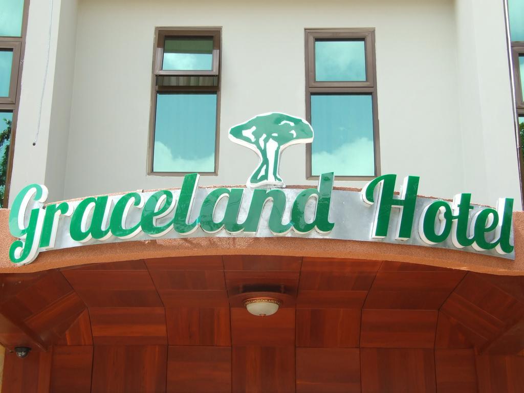 ארושה Grace Land Hotel מראה חיצוני תמונה